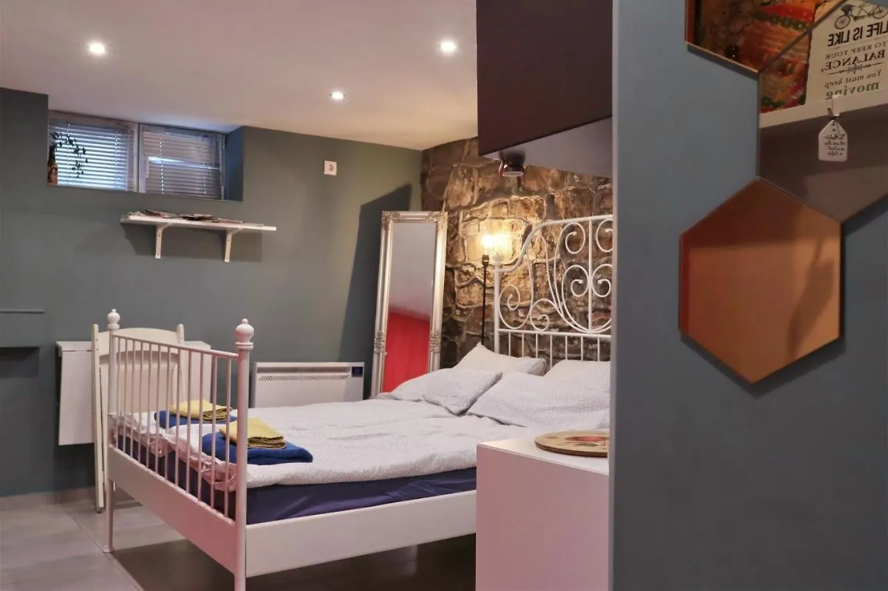 Sofia Center Cave Apartment